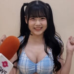 【動画】日向いぶ、美バストきわだつ水色チェック柄水着で近代麻雀水着祭2024舞台裏で語る！＜SPLASH SUMMER×近代麻雀水着祭2024＞