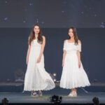 トップモデルのNANAMI、Nikiがリゾートコーデでランウェイに登場！御堂筋ビューティーコレクション2024開催！