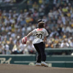 吉田沙保里が阪神甲子園球場での始球式に初挑戦！「今までの始球式で1番！ノーバウンドで100点満点の投球！」