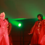TiiiMO、激しいダンスパフォーマンスで盛り上げる！