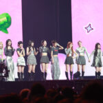 【動画】11人組ガールズグループ・ME:I（ミーアイ）が力強いパフォーマンスで熱狂の渦に！＜KCON JAPAN 2024＞