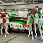 【写真特集】レースクイーン・藤森マリナ、根岸しおり、葵成美、上運天美聖らランボルギーニの前でポージング！87号車・METALIVE S Lamborghini GT3がクールな装いで登場