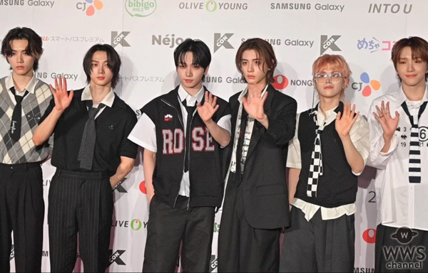 【動画】6人組ボーイズグループ・BOYNEXTDOOR、かっこいいYシャツ姿でレッドカーペットに登場！＜KCON JAPAN 2024＞