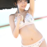 【写真特集】佐々木萌香が花柄がプリントされた可愛さ満開な水着で登場！＜ワンエイトプール撮影会@川越水上公園内プール＞