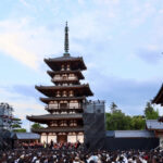 シンガーソングライター絢香、世界遺産・薬師寺東塔落慶記念奉納『絢香 SYMPHONIC CONCERT in 薬師寺』フルオーケストラ公演を開催