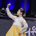 韓国伝統服「ハンボク」ショーに人気インフルエンサーが登場！＜日韓合同ファッションイベント「STAGE ON ME」＞