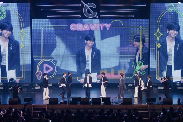 日本デビュー1周年のCRAVITY「CRAVITY JAPAN FAN-CON 2024 -LOVE！LUV！！LUVITY！！！SHOW OFF-」＜オフィシャルレポート＞