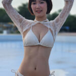 【動画】La Pucelle Priere・小町ここ(元よるちゃん。)が可愛すぎる白水着で語る！＜ワンエイトプール撮影会@川越水上公園内プール＞