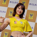 【動画】さかいゆりや、美脚アピールのミニ丈デニム衣装で「3代目シントトロイデンガールズ就任」への意気込みを語る！