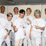 【動画】PSYCHIC FEVER、お揃いのTシャツ姿でステージの盛り上がりを語る！〈Kohmi EXPO 2024〉