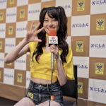 【動画】赤城ありさ、ツインテール＆腹見せミニ丈デニム衣装で「3代目シントトロイデンガールズ就任」への意気込みを語る！