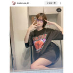 こばしり。、オリジナルTシャツ姿披露！チラ見せの美肌が美しすぎると話題！