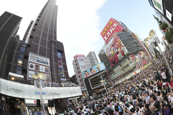 私立恵比寿中学、結成15周年を祝う夏祭りゲリラライブに3000人集結！新曲入り『FAMIEN'24 e.p』リリースも発表！