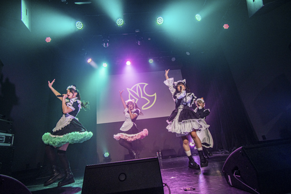 【ライブレポート】ロック系アイドル「MOON RABBiTS」猫田れな初の生誕祭が大盛況で終演！