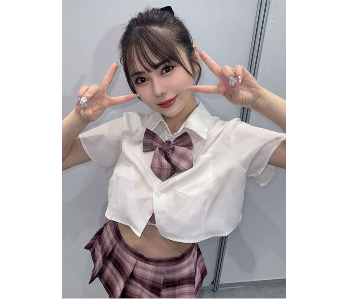 【写真特集】五条恋、可愛すぎるアイドル風制服コスで台湾のファンを魅了！＜TRE台北国際成人展＞