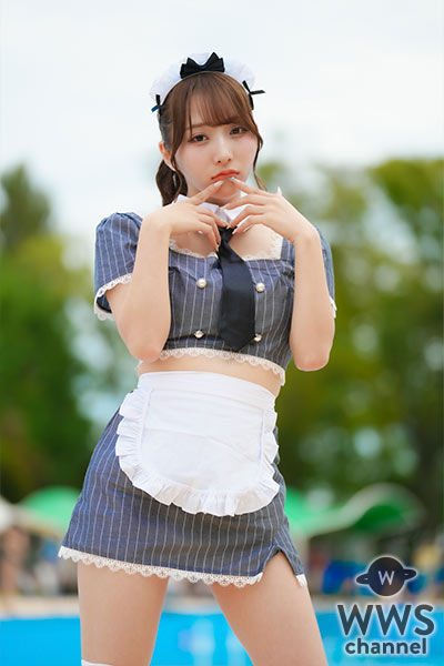 【写真特集】中野ゆいな、絶対領域で魅了するメイド風水着でプール撮影会に登場！ ＜近代麻雀水着祭FINAL＞