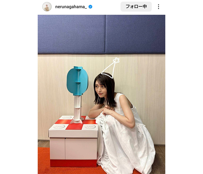 長濱ねる、美肌あらわな白ワンピースで26歳誕生日報告！！