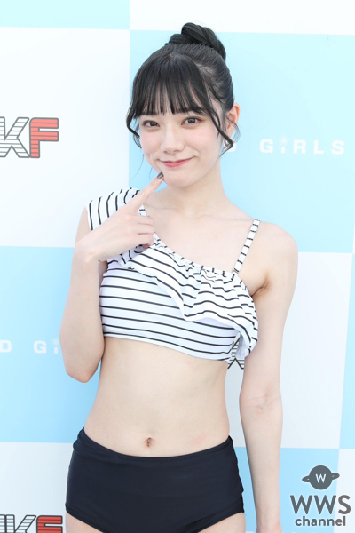 【動画】宮下玲奈、爽やかボーダー水着で撮影会の感想を語る＜TREND GIRLS 撮影会 2024＞