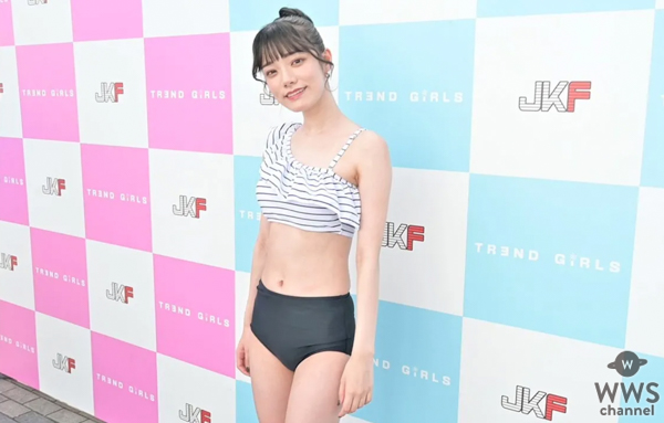 【動画】宮下玲奈、爽やかボーダー水着で撮影会の感想を語る＜TREND GIRLS 撮影会 2024＞