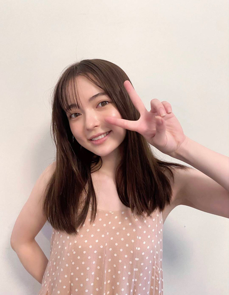 坂巻有紗、水玉ワンピース姿で可愛すぎるショットにファン「めっちゃめっちゃ可愛い！」