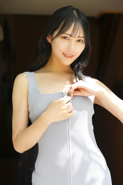 川瀬もえが「FRIDAY」に初登場！「とても嬉しいです！ 仕上がりを見て綺麗な写真が沢山で嬉しかったです！」【本人インタビュー】