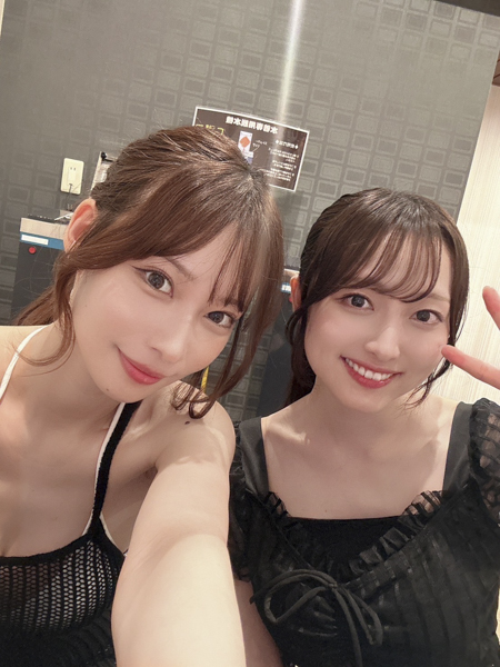 きみとバンド・大野真依＆清原梨央、キュートな水着姿で２ショット披露！