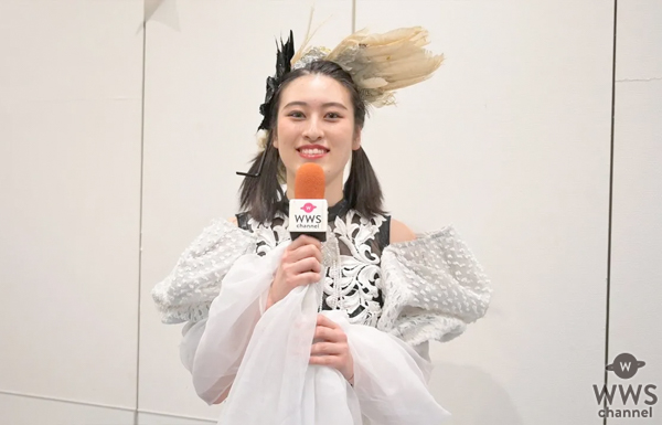 【動画】新山千春の娘・新山もあ、スタイリッシュなブラック＆ホワイトのドレス「2024 JAPAN FASHION FESTA」出演の感想を語る！