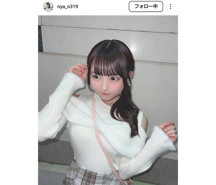 一ノ瀬 こひな、パイスラニットトップスでファン魅了！！