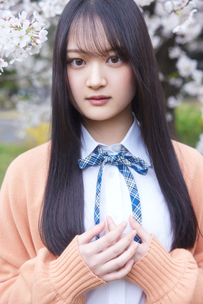 櫻坂46 四期生の撮り下ろし写真&手書きプロフィールが公開！第三弾は目黒陽色、浅井恋乃未！