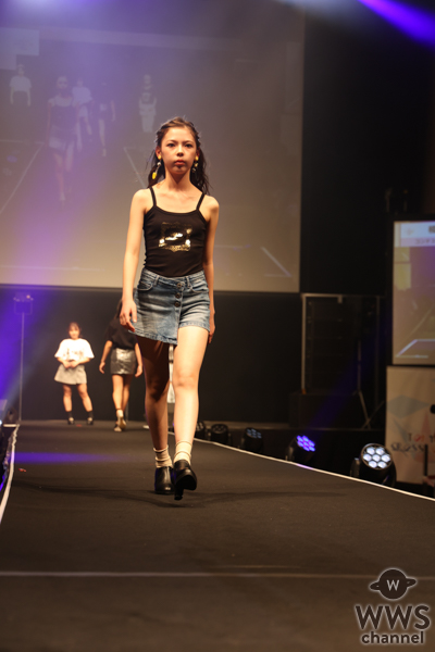 【写真特集】うーちゃん、White Cinderellaのキレかわ系衣装でランウェイを歩き会場を魅了！＜TOKYO CROSSROADS 2025＞