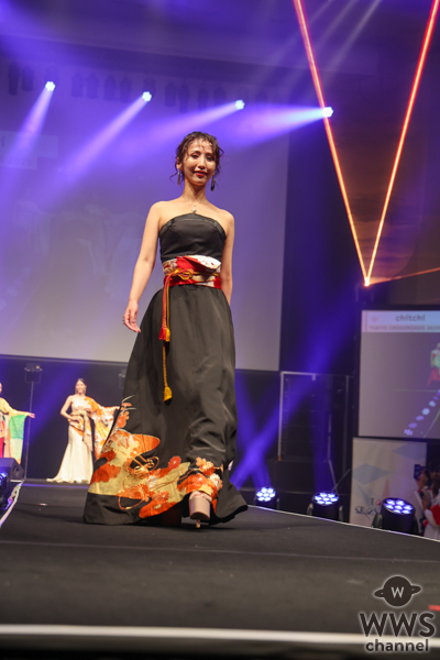 【写真特集】菅田れもん、蓮美らが美しすぎる着物姿でランウェイをウォーキング！＜TOKYO CROSSROADS 2025＞
