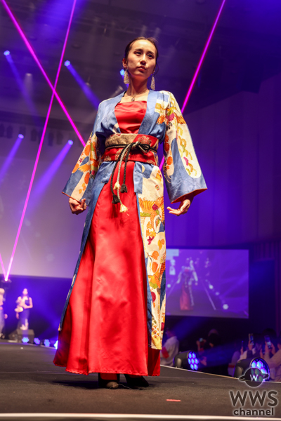 【写真特集】菅田れもん、蓮美らが美しすぎる着物姿でランウェイをウォーキング！＜TOKYO CROSSROADS 2025＞