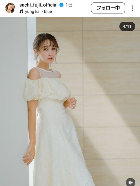 藤井 サチ、美スタイルかがやくホワイトコーデ披露