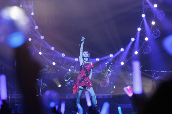 LiSA、ソロデビュー14周年を自身13回目の武道館公演で祝福！＆9月より開催の全国ホールツアーオフィシャル先行受付が開始！