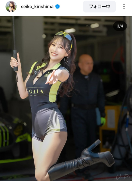霧島聖子、スポーティコスチュームで曲線美披露！！