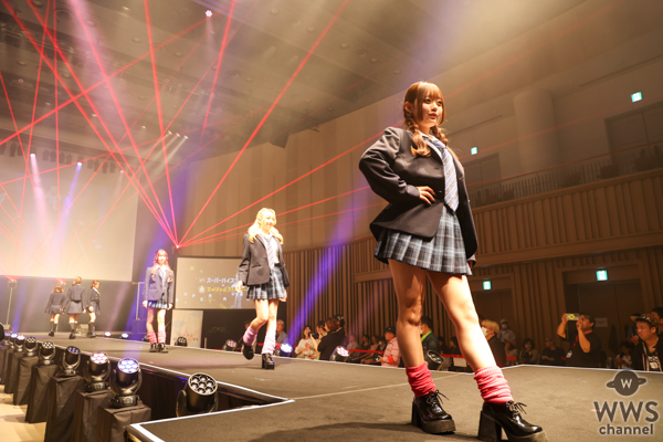 【写真特集】スペシャルアカデミー＆スーパーハイスクール、制服姿でランウェイに登場！＜TOKYO CROSSROADS 2025＞