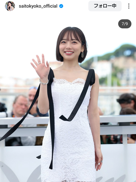 齊藤京子、気品兼ね備えたドレス姿に5万件超え「いいね」！