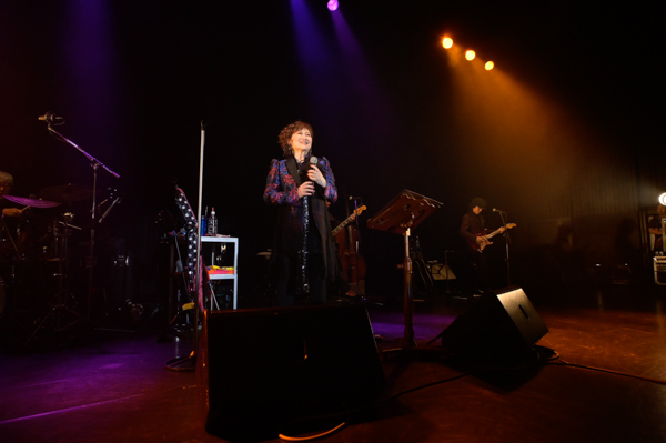 渡辺美里、デビュー40周年記念ライブを開催!