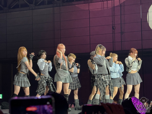 ME:Iがキュートな制服姿でClick！【KCON JAPAN 2025】
