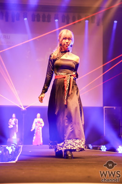 【写真特集】菅田れもん、蓮美らが美しすぎる着物姿でランウェイをウォーキング！＜TOKYO CROSSROADS 2025＞