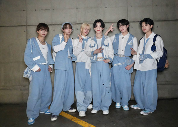 JO1とDXTEENが『KCON JAPAN 2025』で熱演！最新曲とカバー曲で圧巻のステージを披露