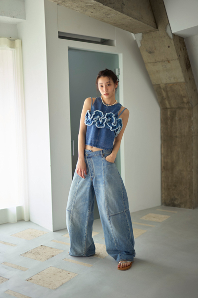 モデルで女優の花山瑞貴を起用した「Ungrid(アングリッド)」デニムLOOKを公開