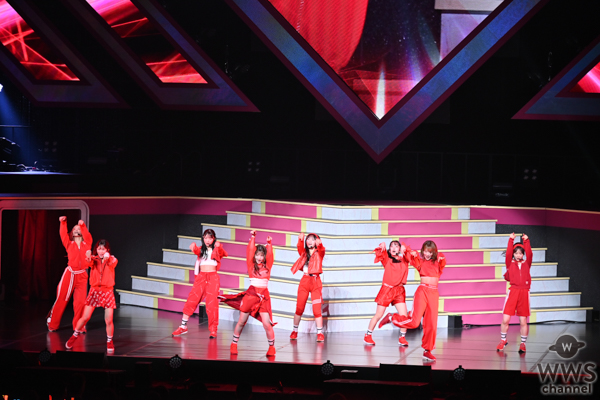 AKB48 村山彩希、涙の卒業コンサートに柏木由紀、峯岸みなみ、岡田奈々らOG17名が熱唱!
