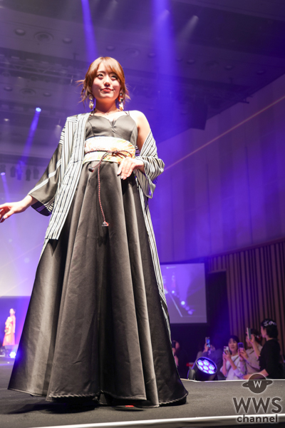 【写真特集】菅田れもん、蓮美らが美しすぎる着物姿でランウェイをウォーキング！＜TOKYO CROSSROADS 2025＞
