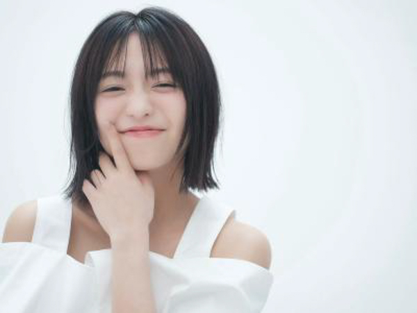 大原優乃、20cm以上カットでシャープなボブに大胆イメチェン!