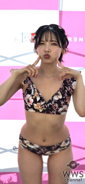 【動画】柴崎はる︎︎、花柄水着でTREND GIRLS撮影会 2025の盛り上がりを語る!