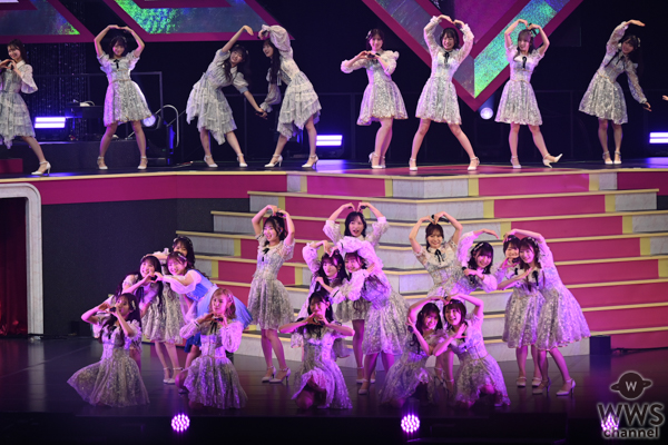 AKB48 村山彩希、涙の卒業コンサートに柏木由紀、峯岸みなみ、岡田奈々らOG17名が熱唱！