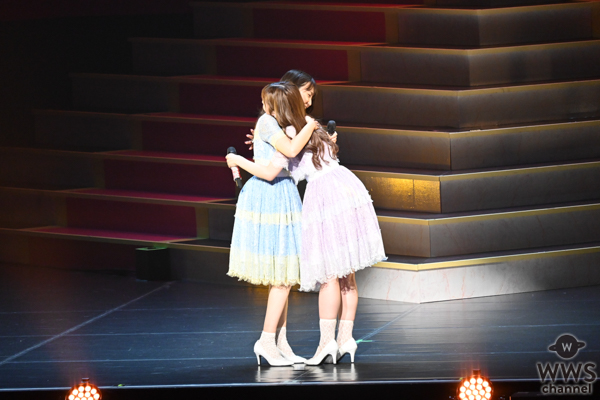 AKB48 村山彩希、涙の卒業コンサートに柏木由紀、峯岸みなみ、岡田奈々らOG17名が熱唱！