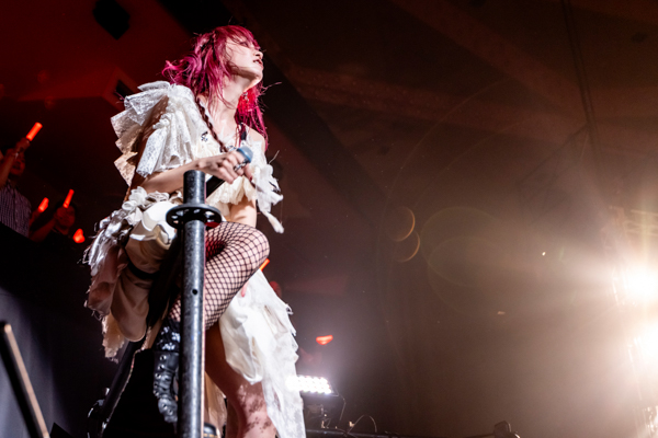 LiSA、ソロデビュー14周年を自身13回目の武道館公演で祝福！＆9月より開催の全国ホールツアーオフィシャル先行受付が開始！