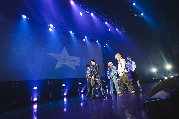 【写真特集】YOSHIKIプロデュースのボーイズバンド・XY、個性溢れる歌とダンスでファンを熱狂の渦に巻き込む！＜BRAVE SONIC＞